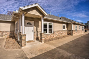 Cozy Norman Townhome Less Than Half-Mi to OU Stadium!